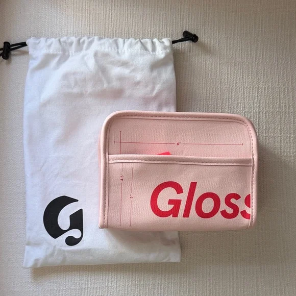 NWT Glossier Mini Beauty Bag - Picture 1 of 5